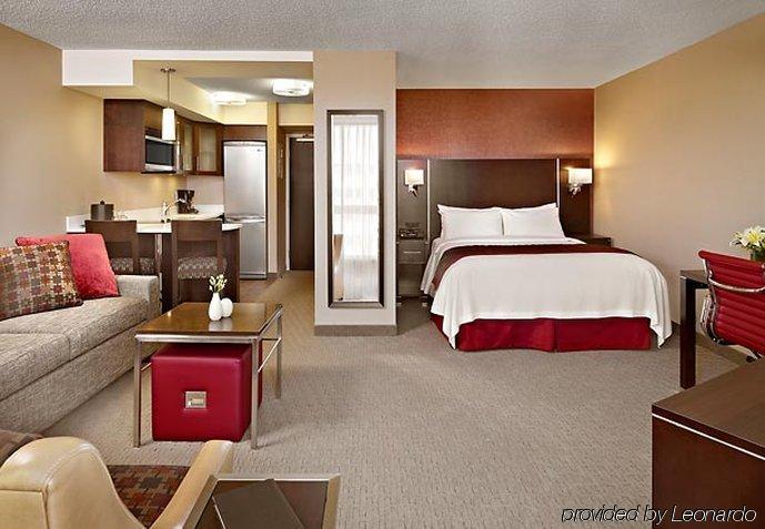 Residence Inn By Marriott Vancouver Downtown Номер фото
